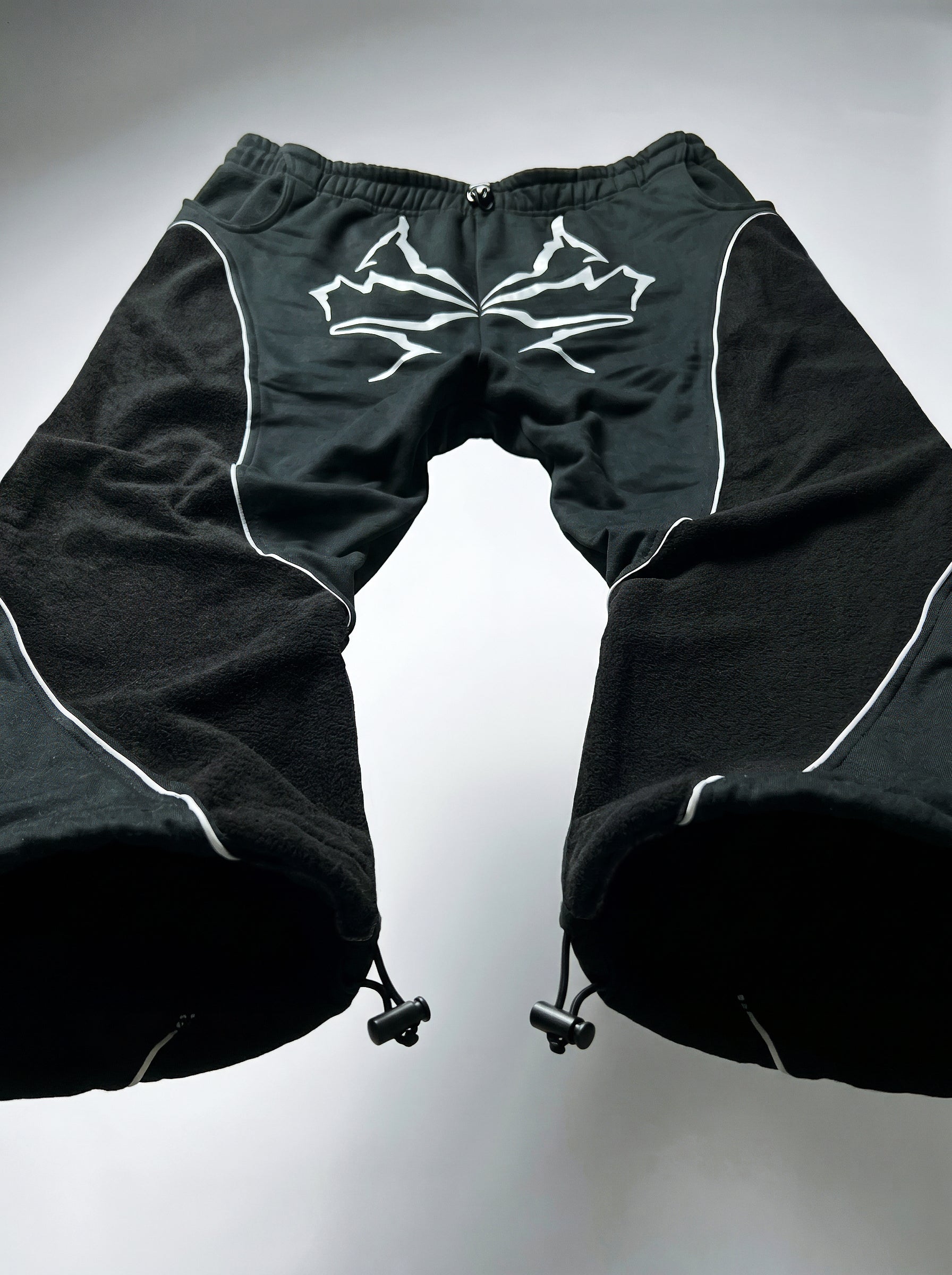 Pant Lines 2026.