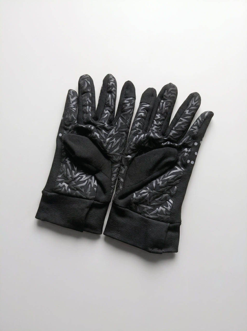 GLOVE GRIP LOGO 437