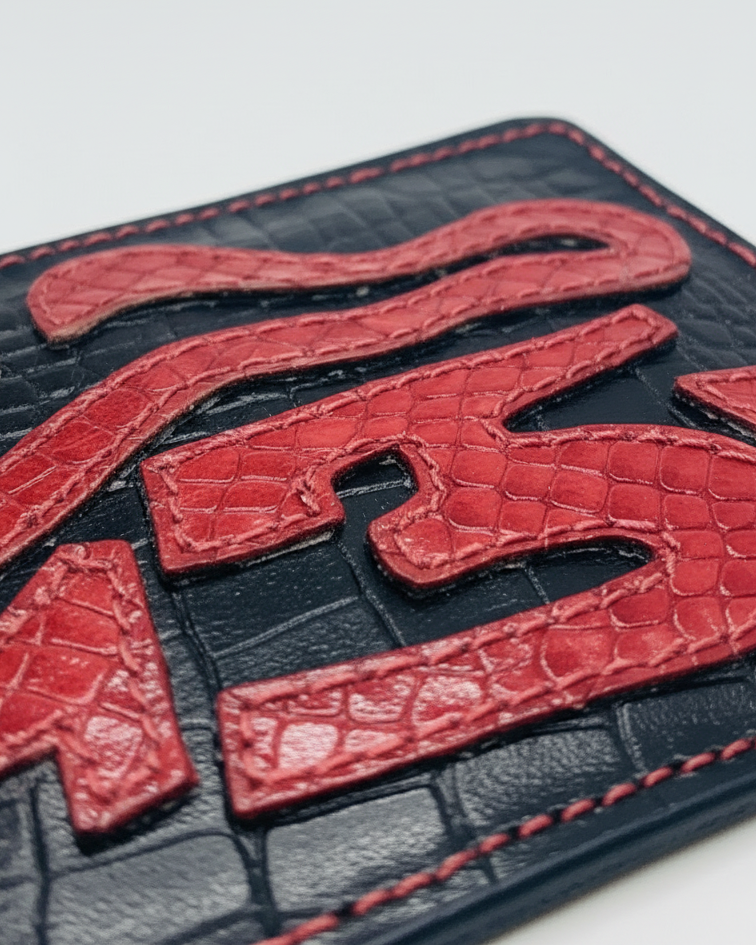 Leather Card Holder 437 Snake Art. 1 of 1